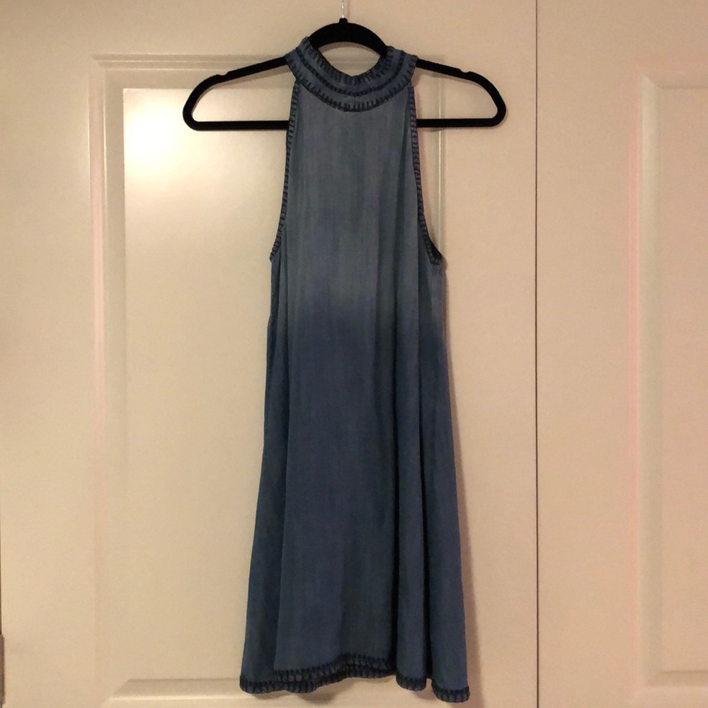 Bella Dahl chambray embroidered dress